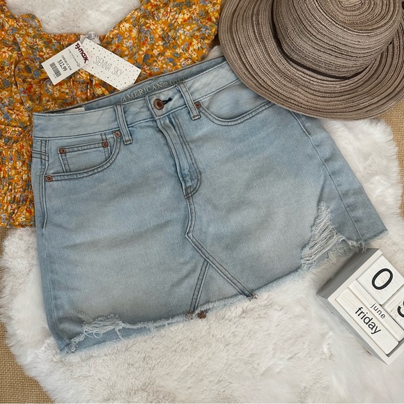 American Eagle, mini denim skirt size 6 in perfect condition - Picture 8 of 15